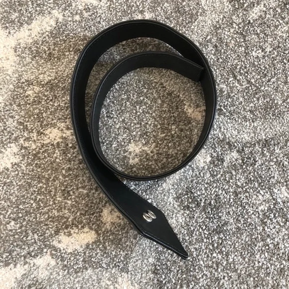 Handmade Arrowhead Lambs Leather Black Belt - Picture 8 of 8